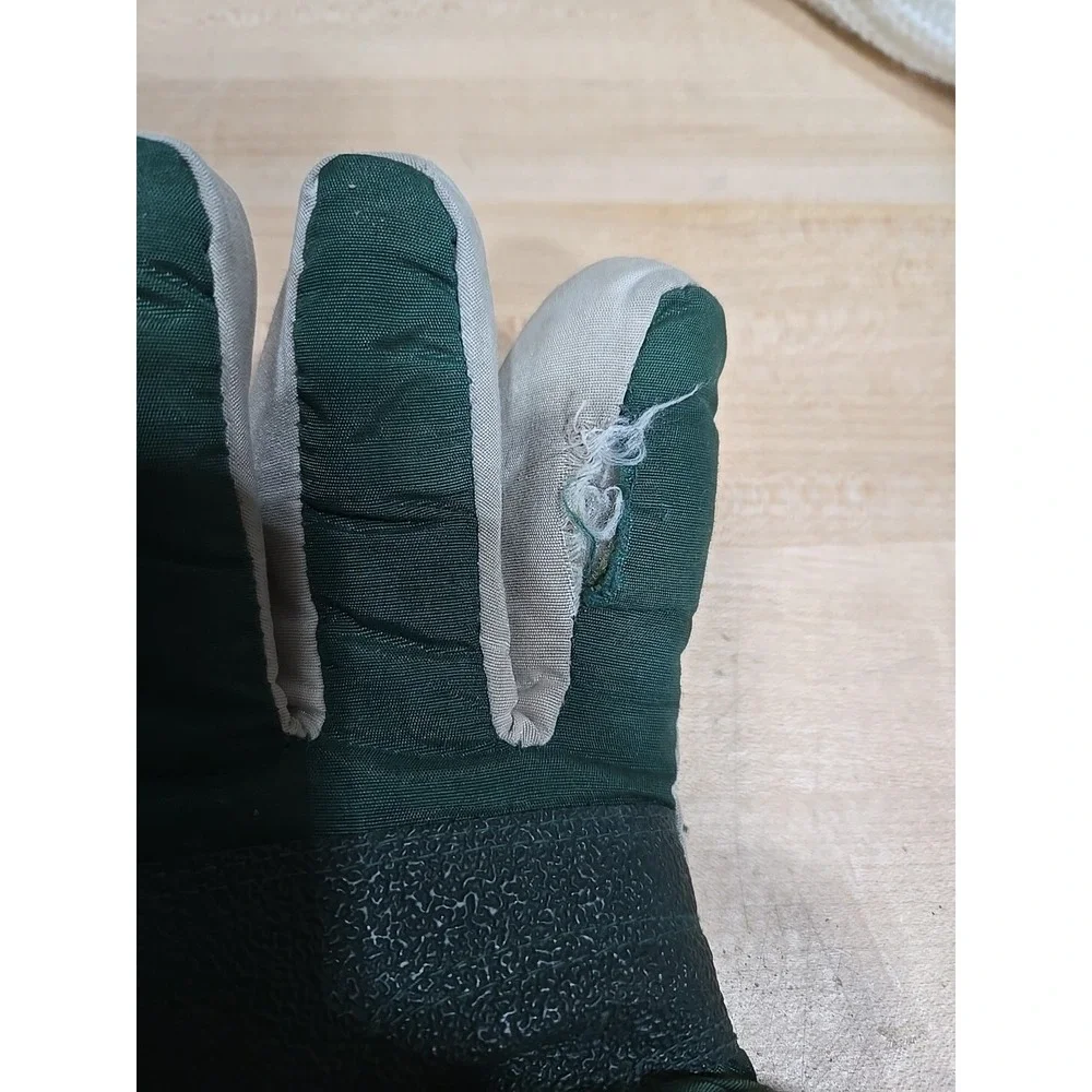 Michigan‎ State Spartans Knit Pom Cap Beanie Thinsulate Gloves